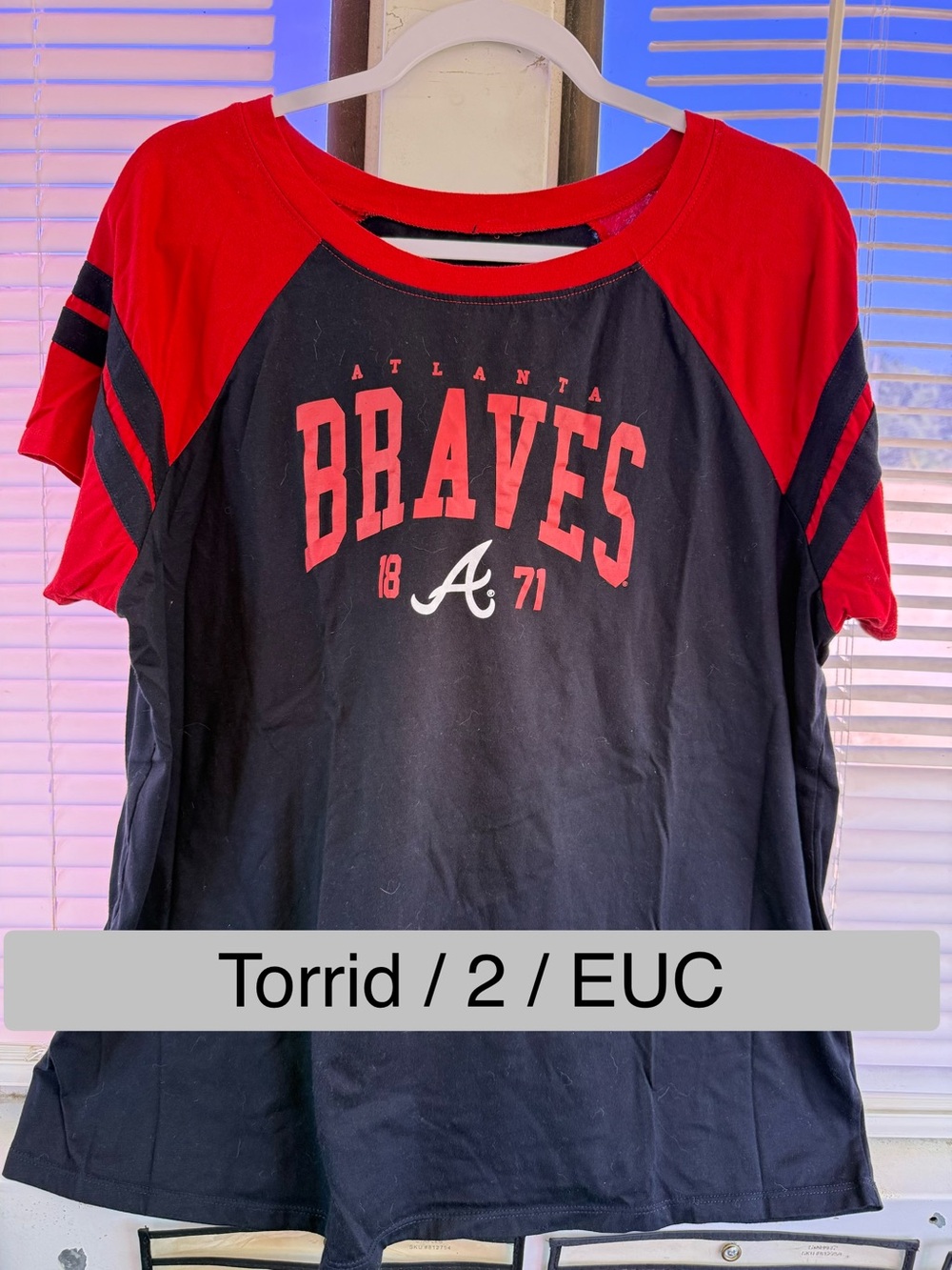 torrid Black and Red Atlanta Braves Raglan Tee